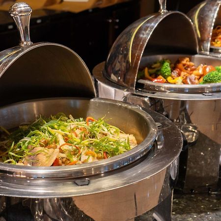 Check Inn Select Taichung Dadun ภายนอก รูปภาพ